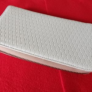 Thirty-One Wallet